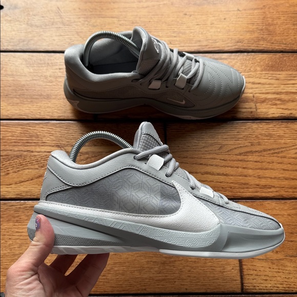 Nike Other - Nike‎ Zoom Freak 5 Basketball Shoes Wolf Grey White Giannis Size 6 DZ2946-002
